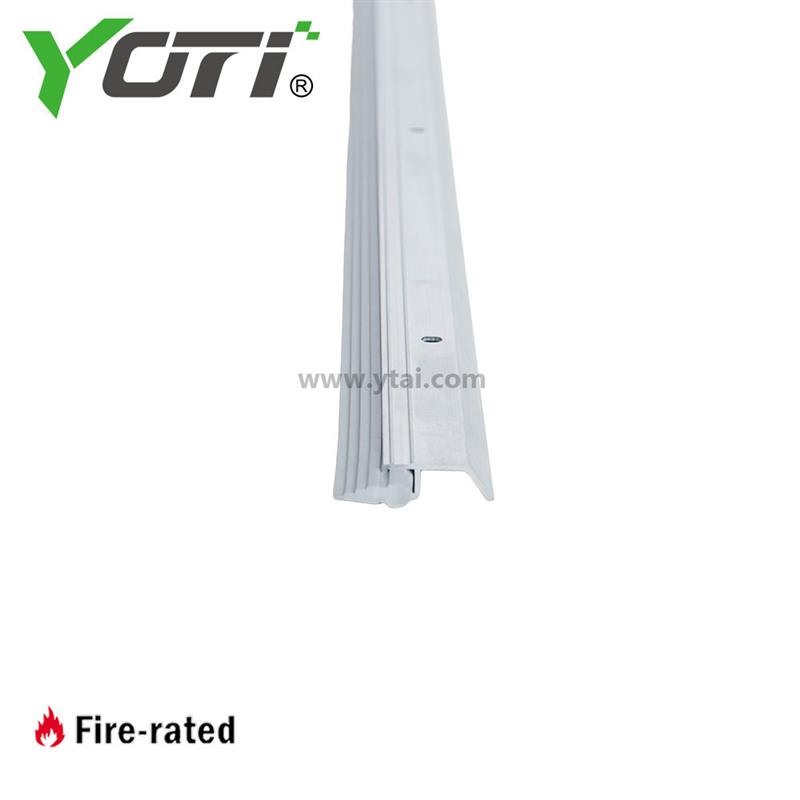 YDB121 Door Bottom Sweep With Aluminum Material